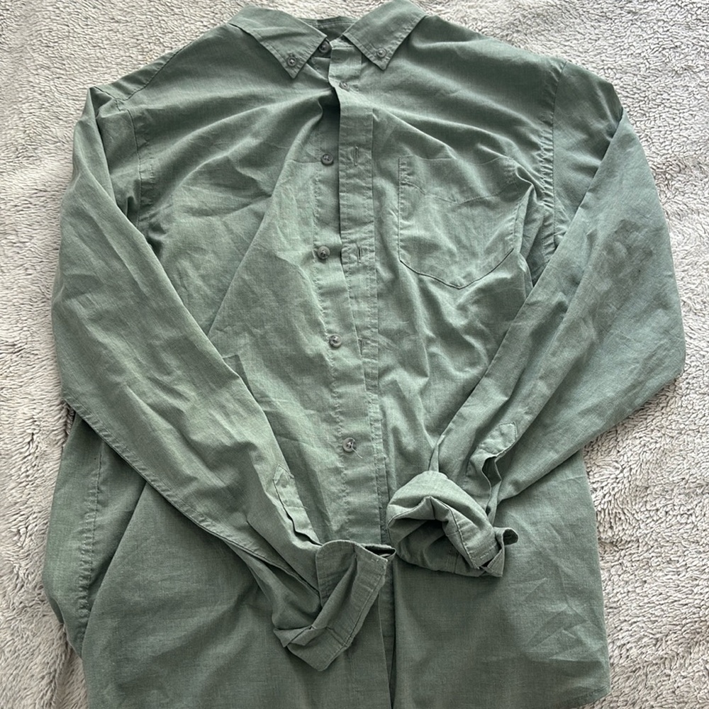 Green Button-Up Casual Slim-Fit Button Up Longsleeve
